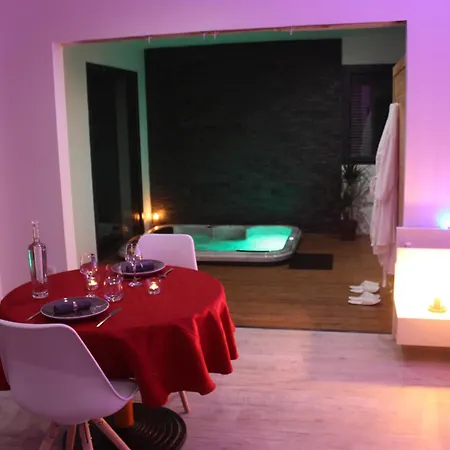Suit'dream Rouge * Les Mees